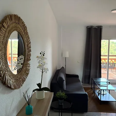 Mues 2 Bedrooms Apartment *